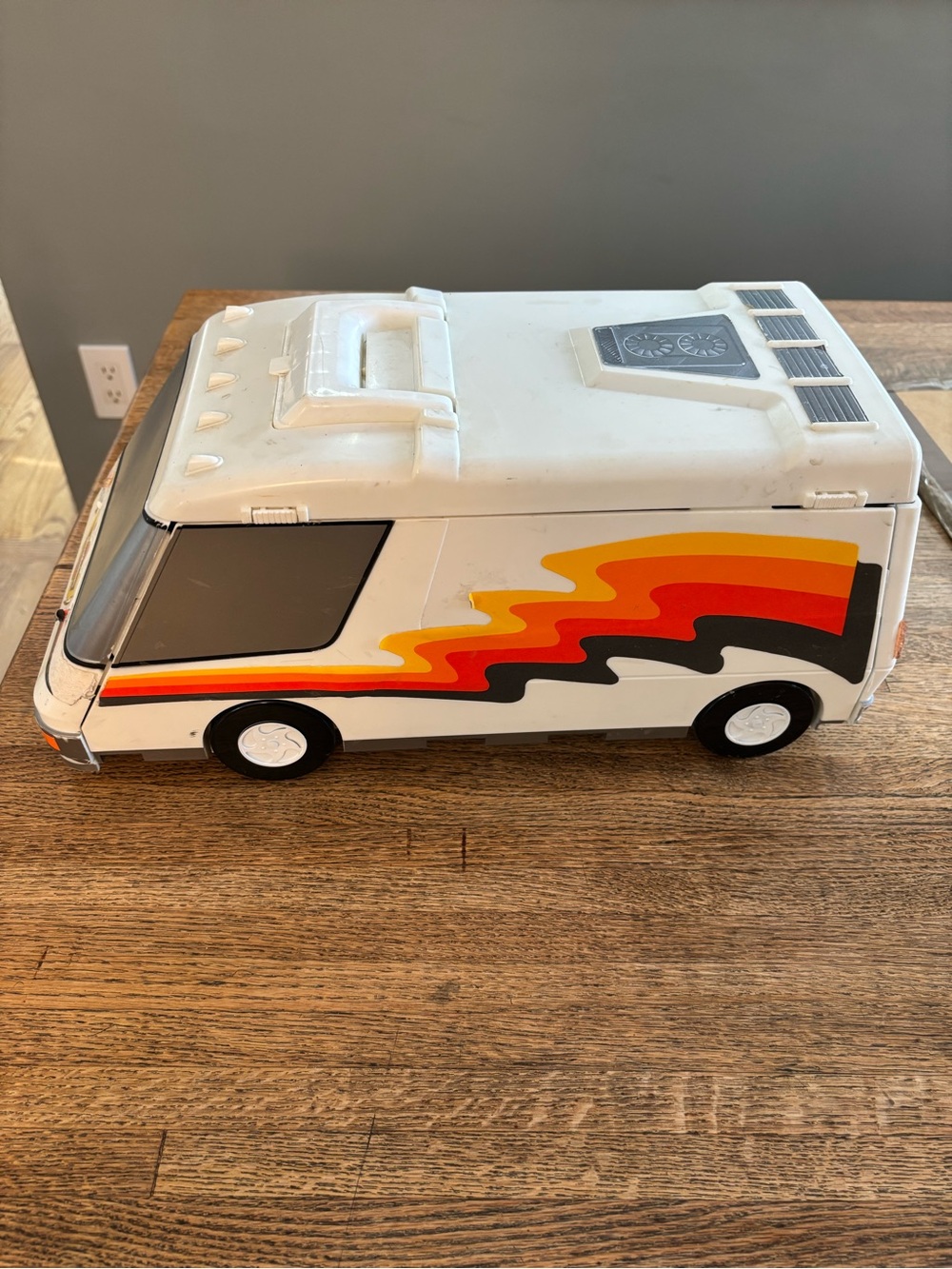 Micro Machines by Galoob Super Van City Camper RV 1991